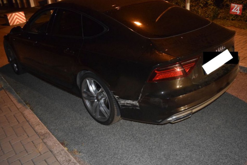 Muž v Audi nabúral v Topoľčanoch do BMW: Nafúkal 2,88 promile
