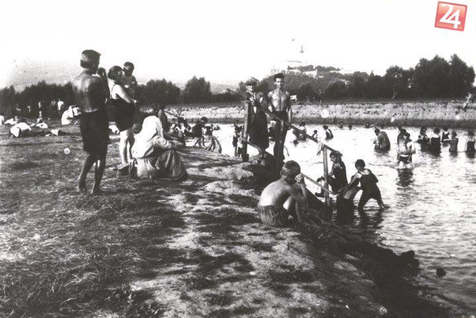 Letné radovánky v Nitre sa kedysi trávili pri rieke: Breh bol posiaty ľuďmi, FOT