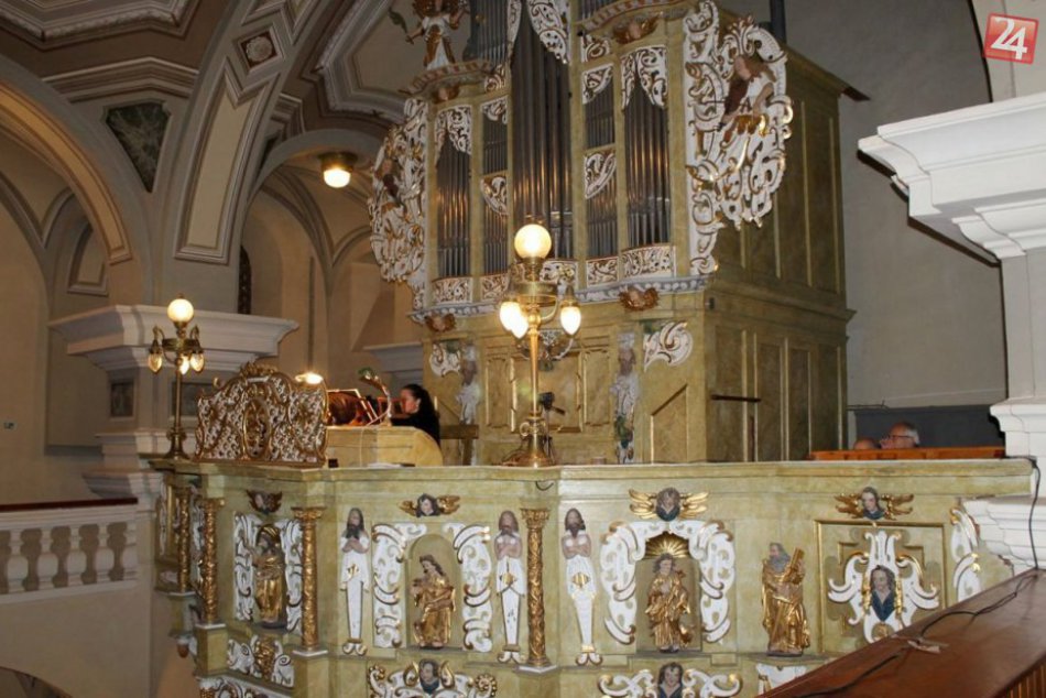 Vynovený historický organ