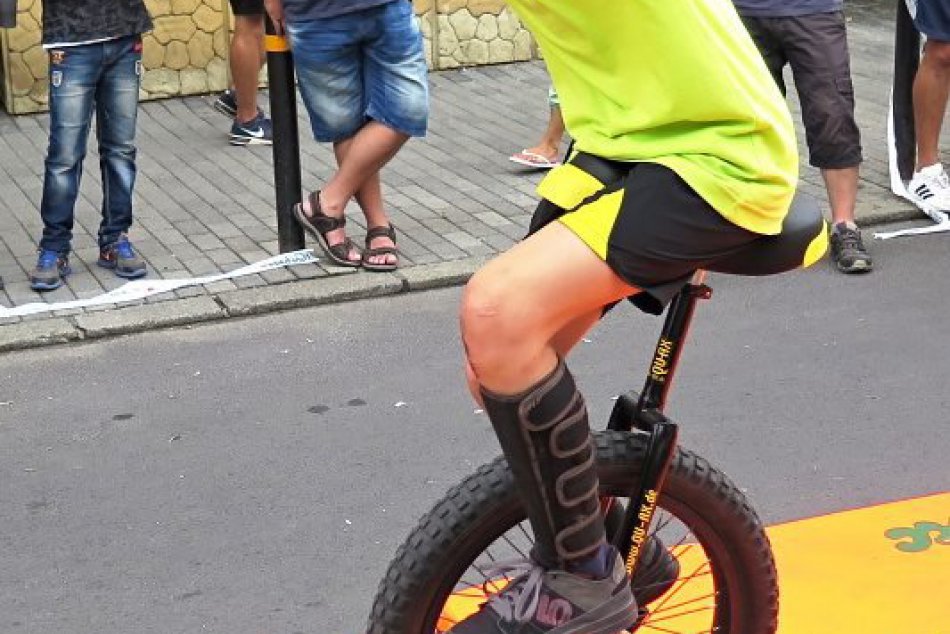 V Lučenci najazdili cyklisti nový slovenský rekord