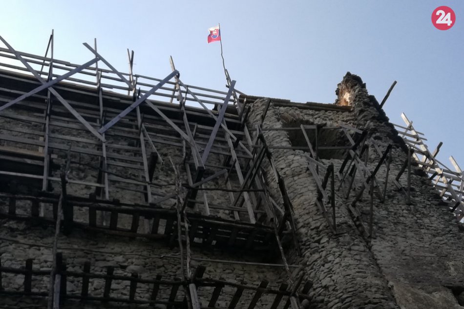 V OBRAZOCH: Zákutia Vinianskeho hradu naším objektívom