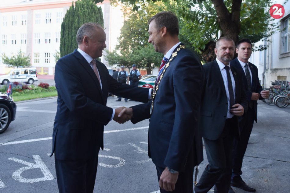 OBRAZOM: Prezident Andrej Kiska na návšteve Piešťan