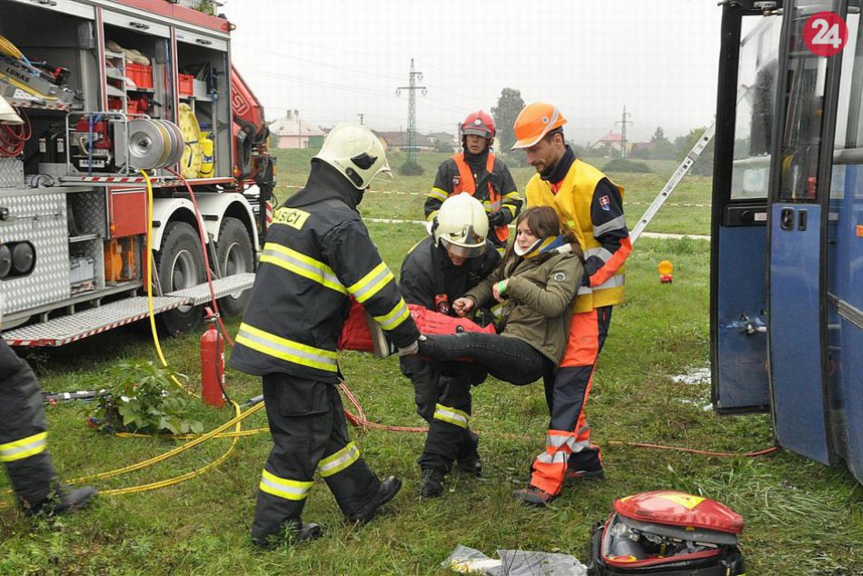 V OBRAZOCH: Nácvik trenčianskych hasičov
