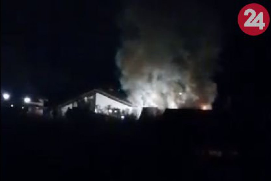 V OBRAZOCH: Požiar domu v Kremničke zachytený na fotkách