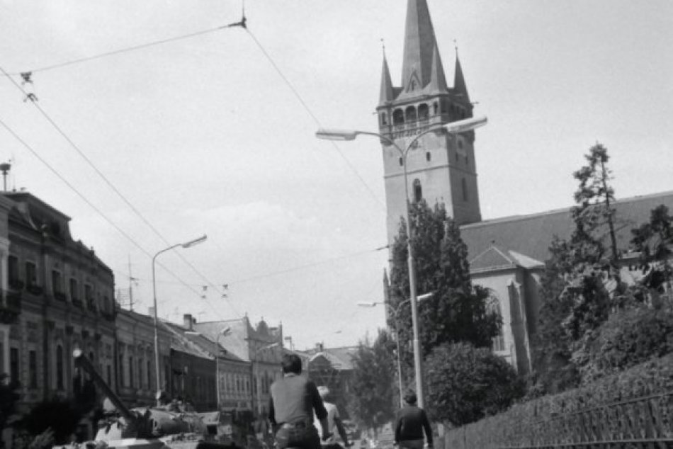 Doteraz ste ich vidieť nemohli: Unikátne fotografie z Prešova z roku 1968