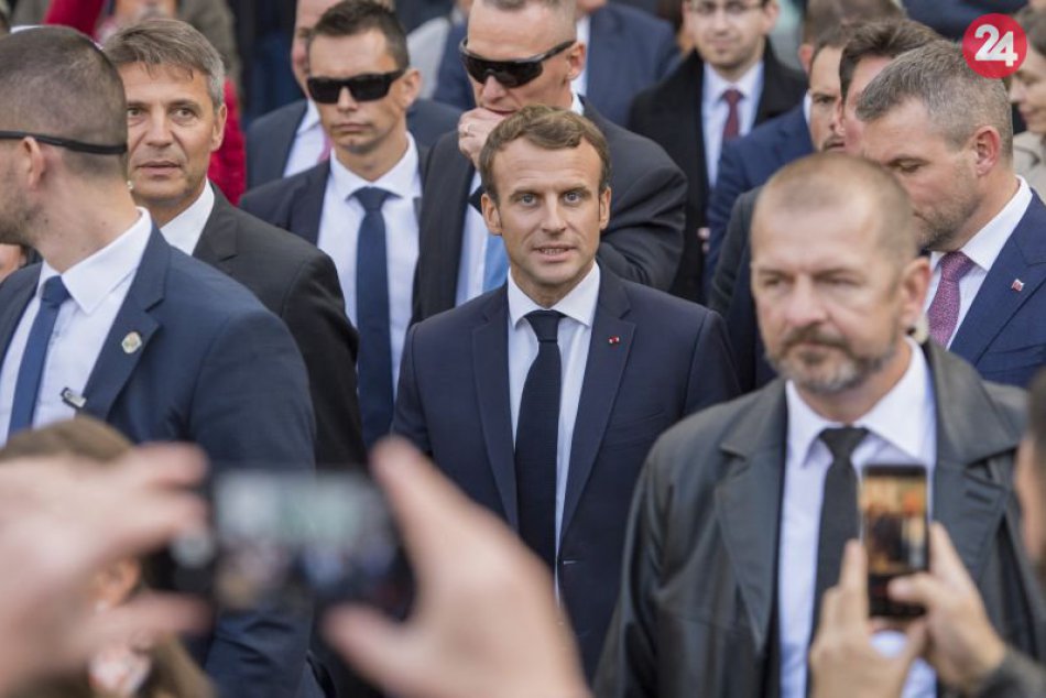 E. Macron v Starom Meste