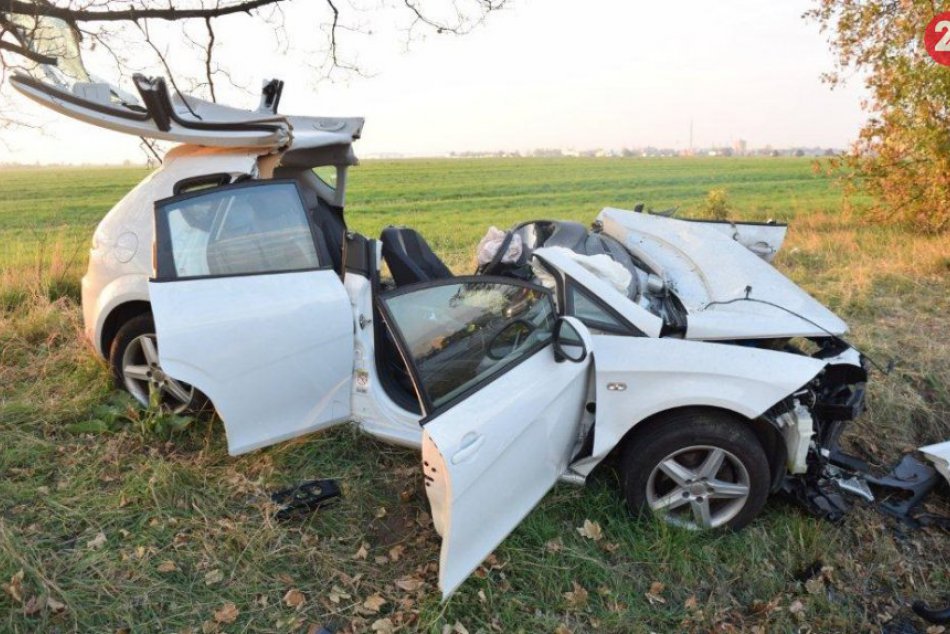 OBRAZOM: Vážná dopravná nehoda medzi Trnavou a obcou Bučany