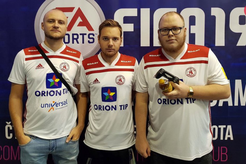 AS Trenčín eSports na československom šampionáte v hre FIFA v Prahe