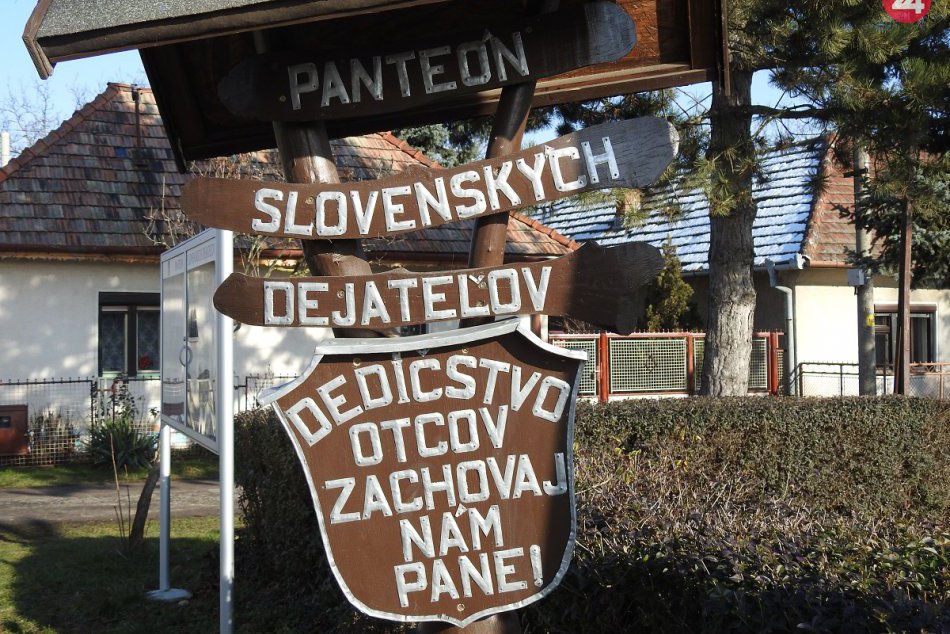 FOTO: Panteón slovenských dejateľov v Čakajovciach