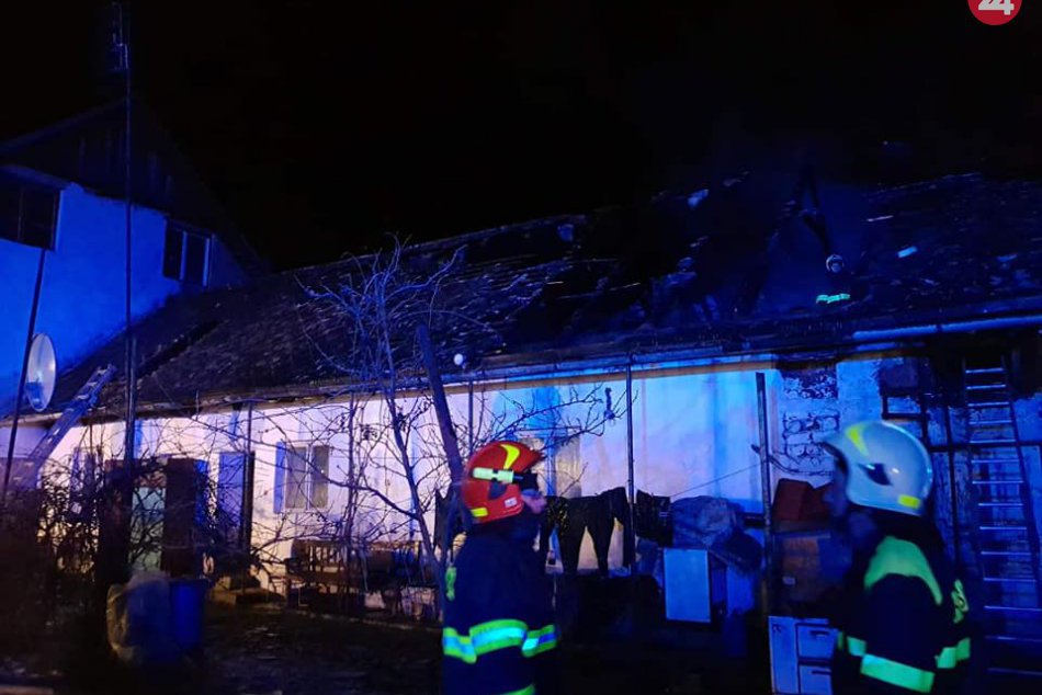 Obrazom: Nočný požiar rodinného domu v Gemerskej Polome