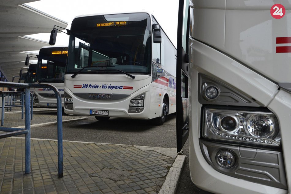 SAD Prešov: Do vozidlového parku pribudlo 5 autobusov, nové kusy v OBRAZOCH