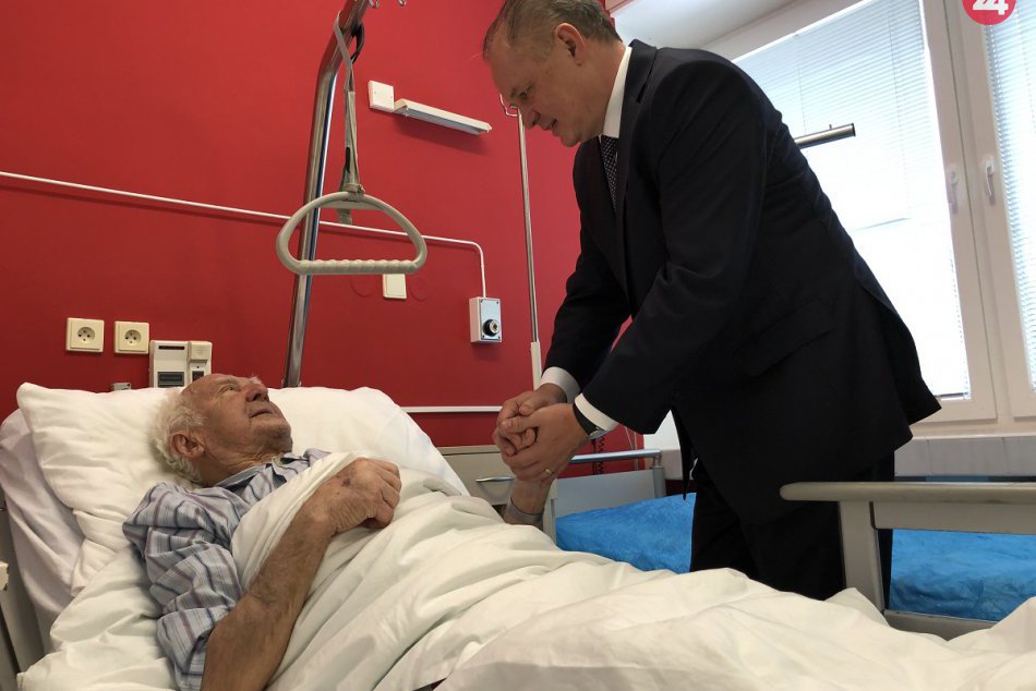Spišskonovoveskú nemocnicu navštívil prezident Kiska, FOTO