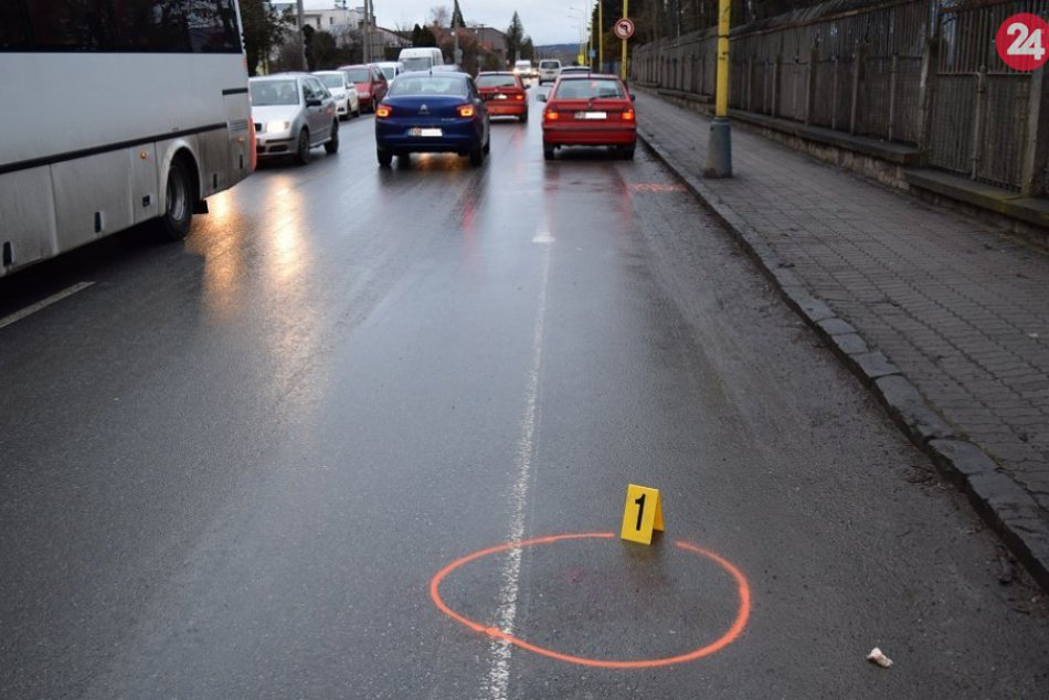 Na Šafárikovej ulici v Prešove sa stala nehoda: ZÁBERY z miesta