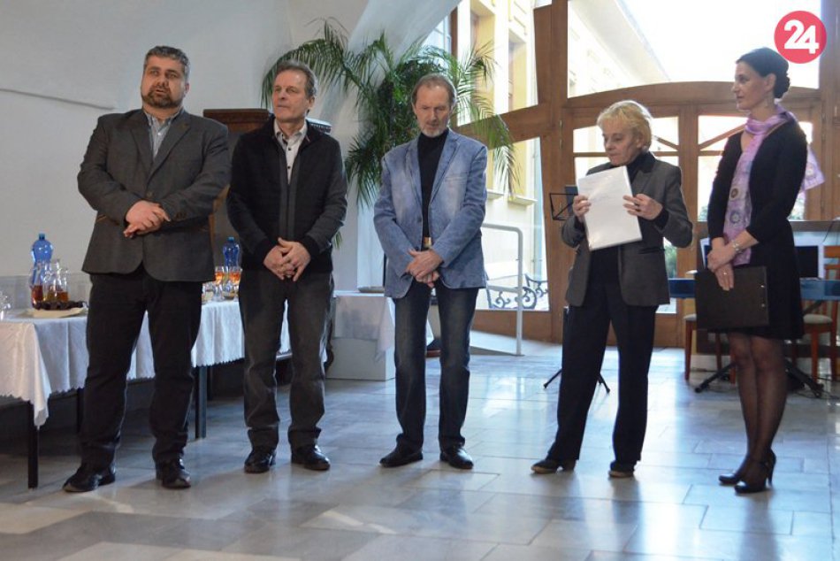 Obrazom:  Výstava Znovuzrodené pamiatky II je otvorená