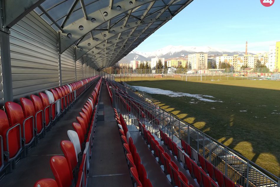 FOTO: Rekonštrukcia futbalového štadióna