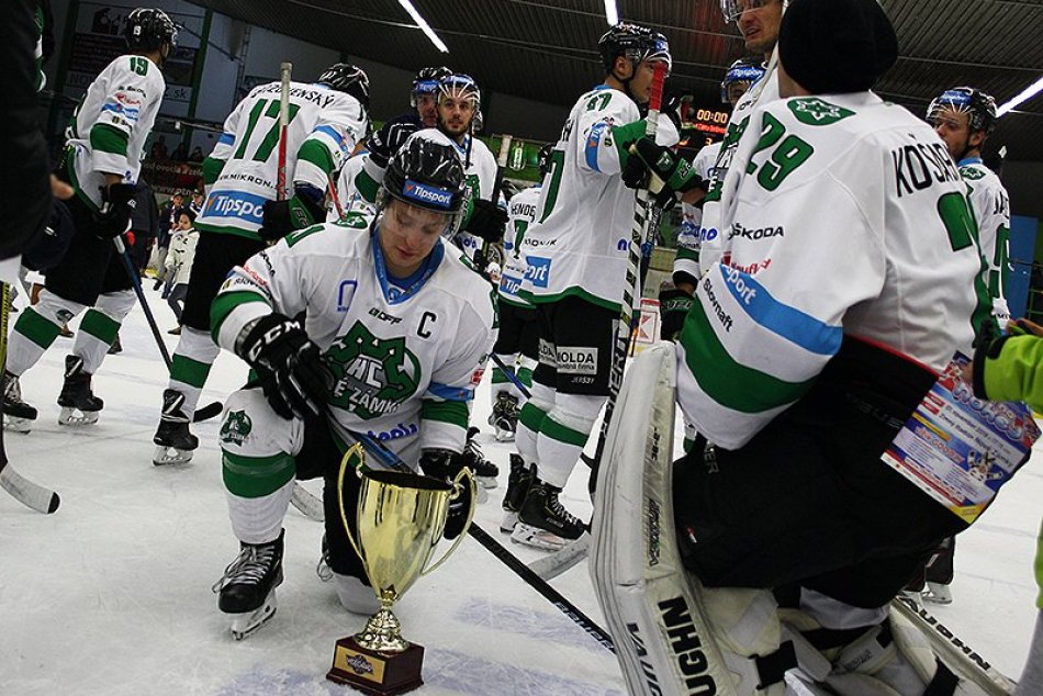 Adam Zbořil a Eduard Šimun v drese MHC Nové Zámky