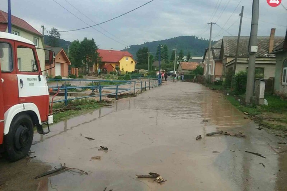 Povodeň v obci Tužina: Zábery priamo z miesta