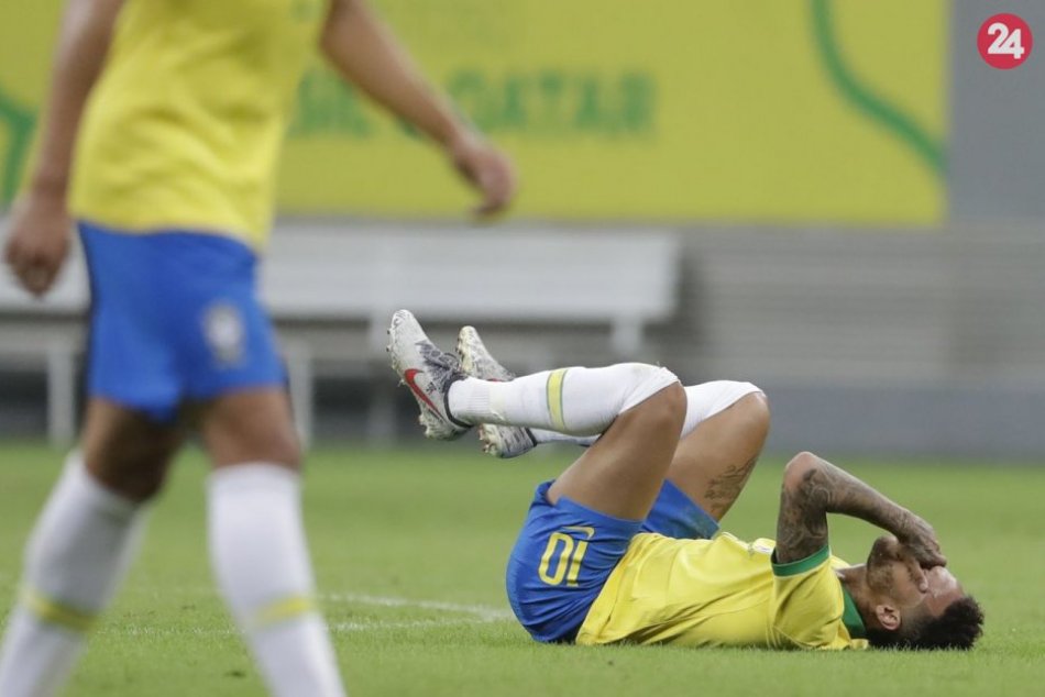 Neymar si potrhal väzy v členku