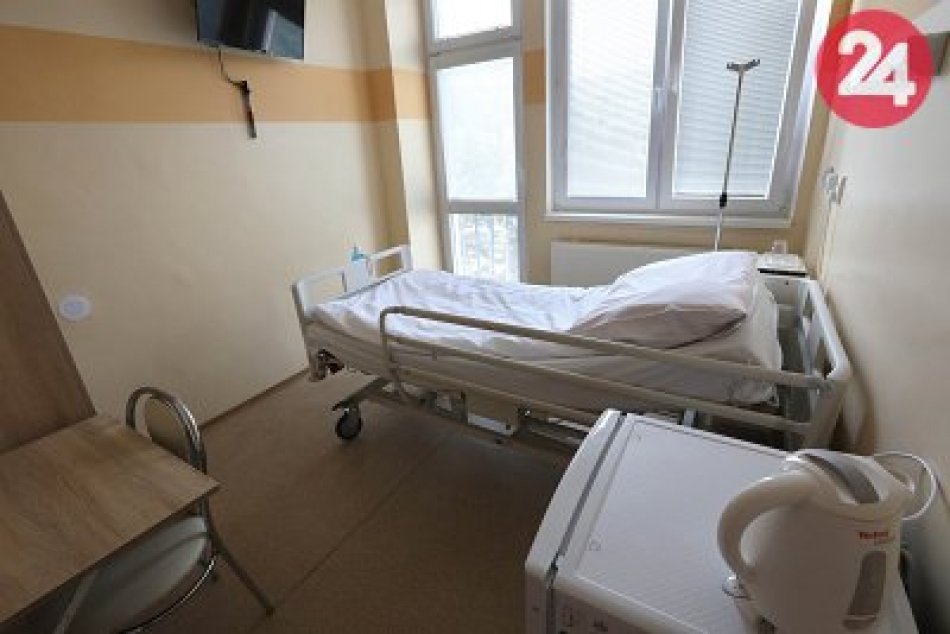 Nové nemocničné postele pre pacientov UNLP