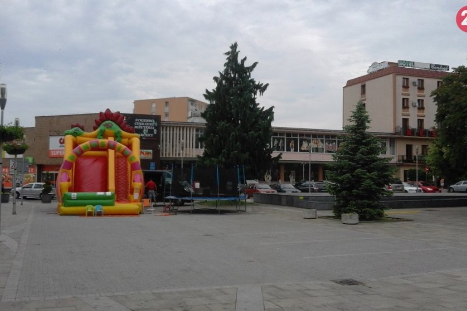 Doznel Šaliansky jarmok: Návštevníci si užili kultúru aj nákupy, FOTO