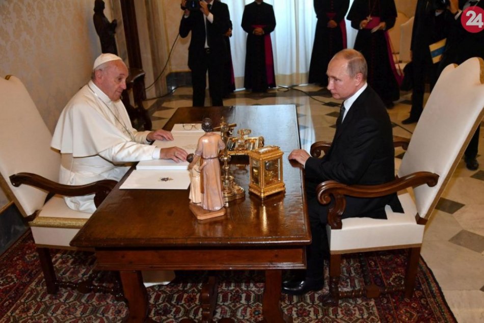 Pápež František prijal vo Vatikáne Vladimira Putina