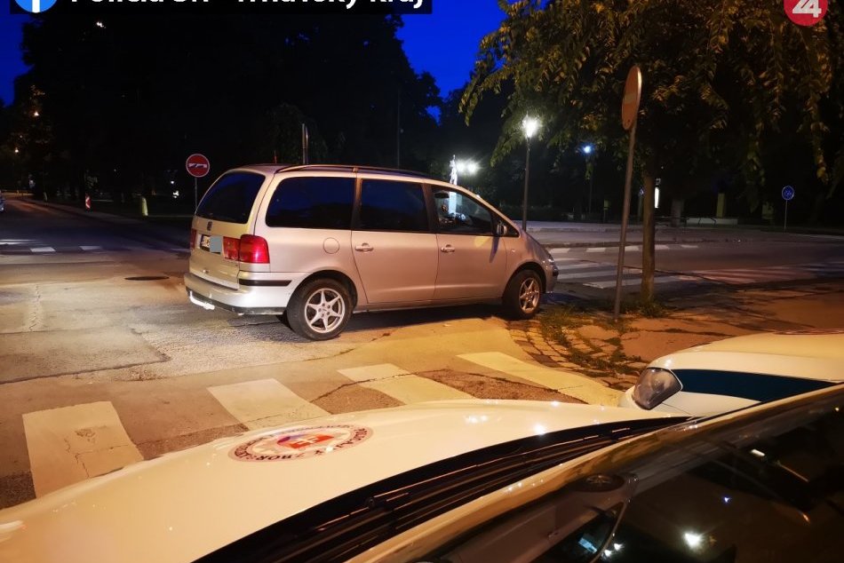 Muža chytili pred policajnou budovou v Trnave: Drogy potvrdil aj služobný pes