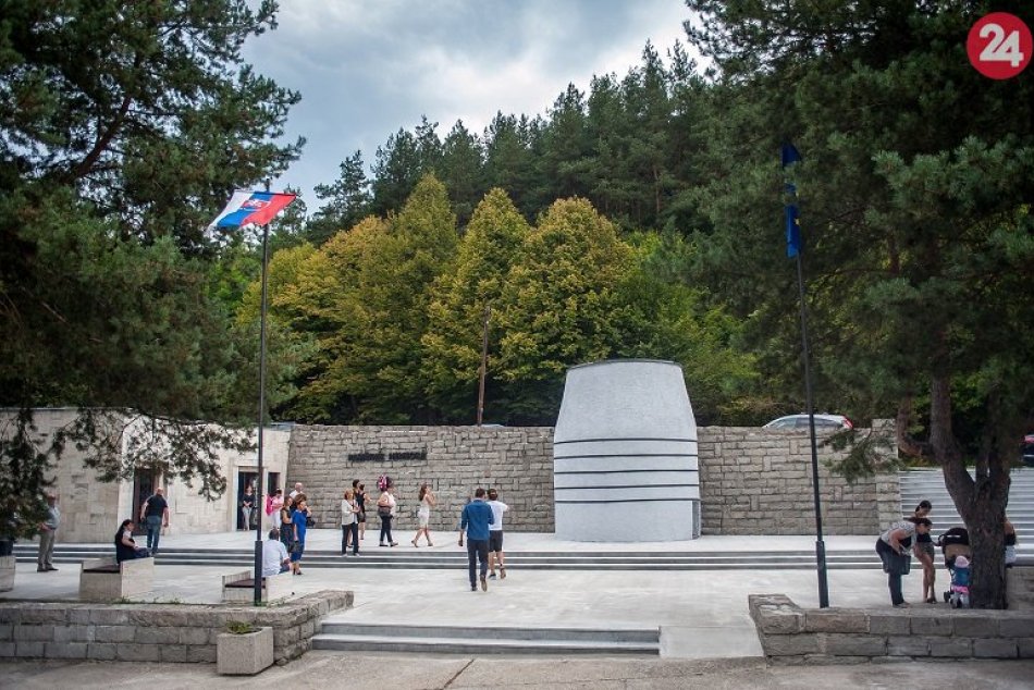 Zrekonštruovaný Pamätník umučeným v Nemeckej