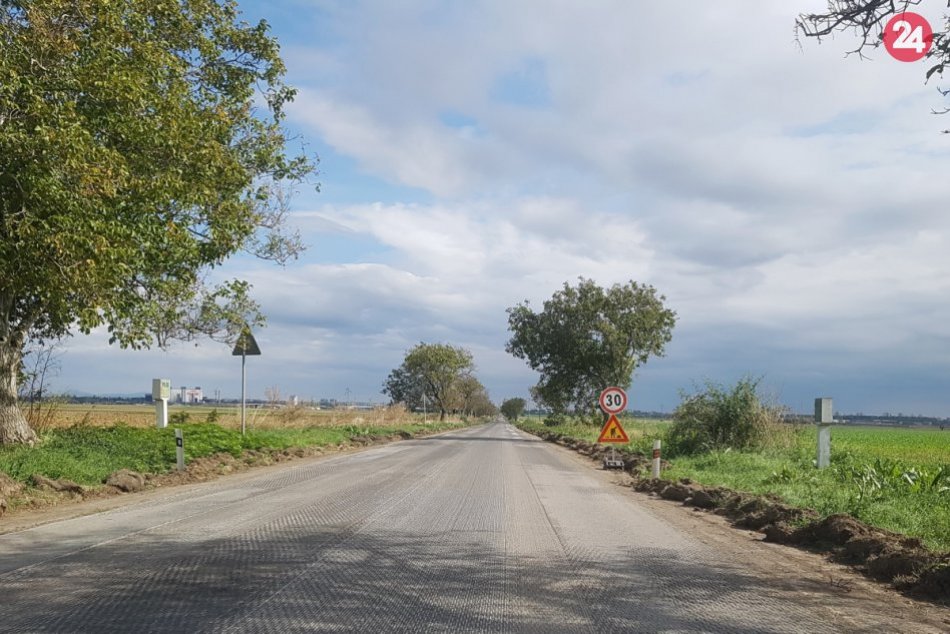 Rekonštrukcia cesty medzi Trnavou a Suchou nad Parnou