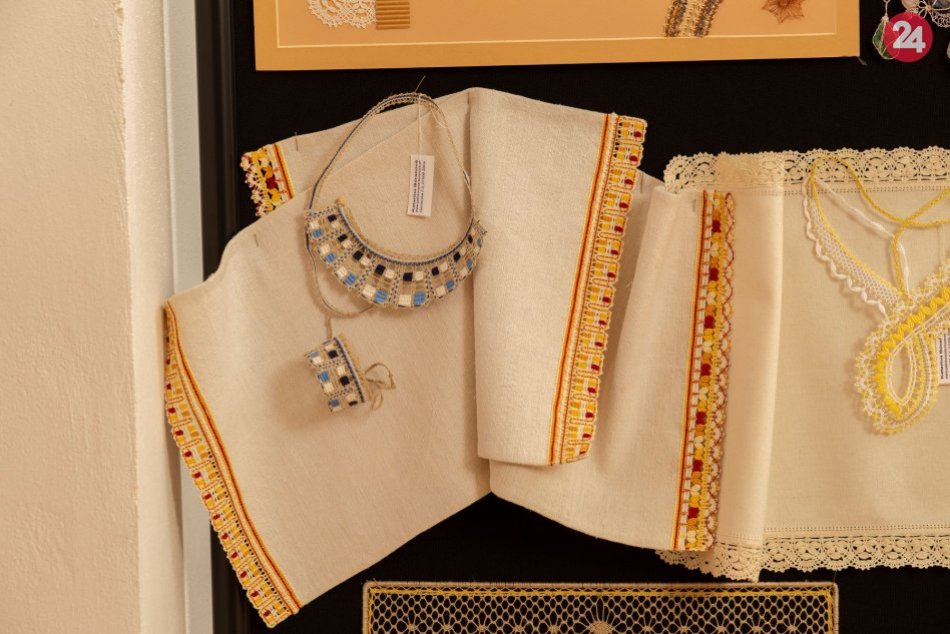 Obrazom: V Rožňave sa konal Medzinárodný festival paličkovanej čipky