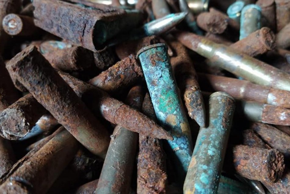 Pri upratovaní našiel starú muníciu: Zasahovať musel pyrotechnik, FOTO
