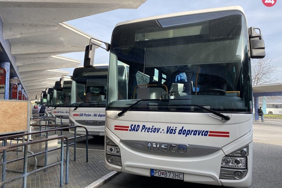 V OBRAZOCH: Nové autobusy v SAD Prešov