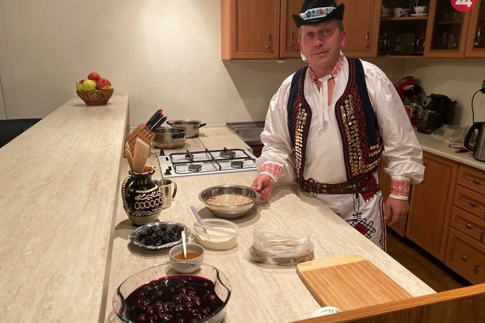 Obľúbené polievky Rusínov OBRAZOM: Čerešňanka, slivčanka a ich príprava