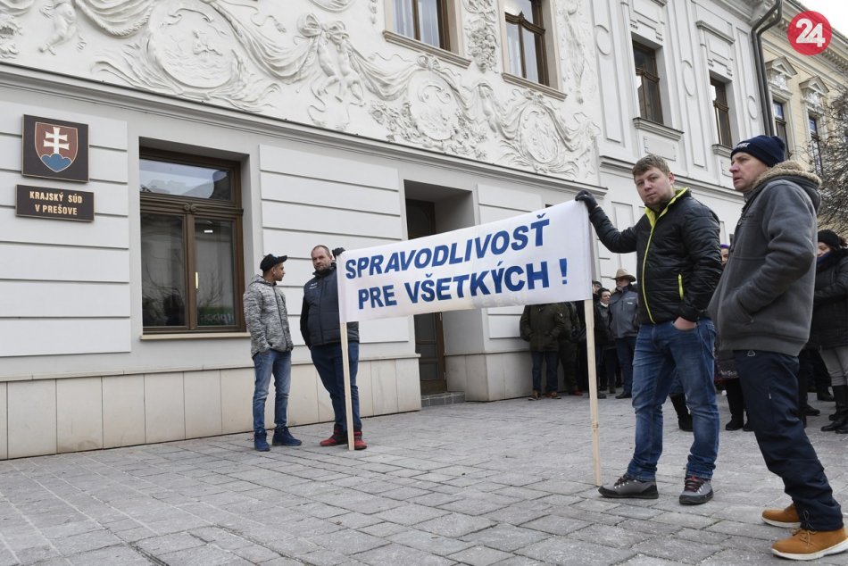 V Prešove sa rozhodovalo o väzbe troch živnostníkov po výbuchu plynu