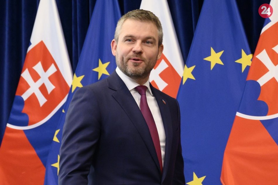 Premiér Pellegrini: Do roku 2020 želá Slovensku viac pokoja i súdržnosť, VIDEO