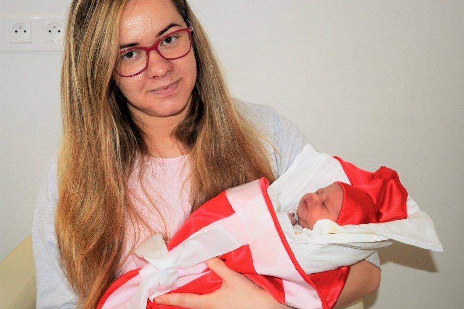 Obrazom: Laura - prvé novoročné bábätko v Rožňave