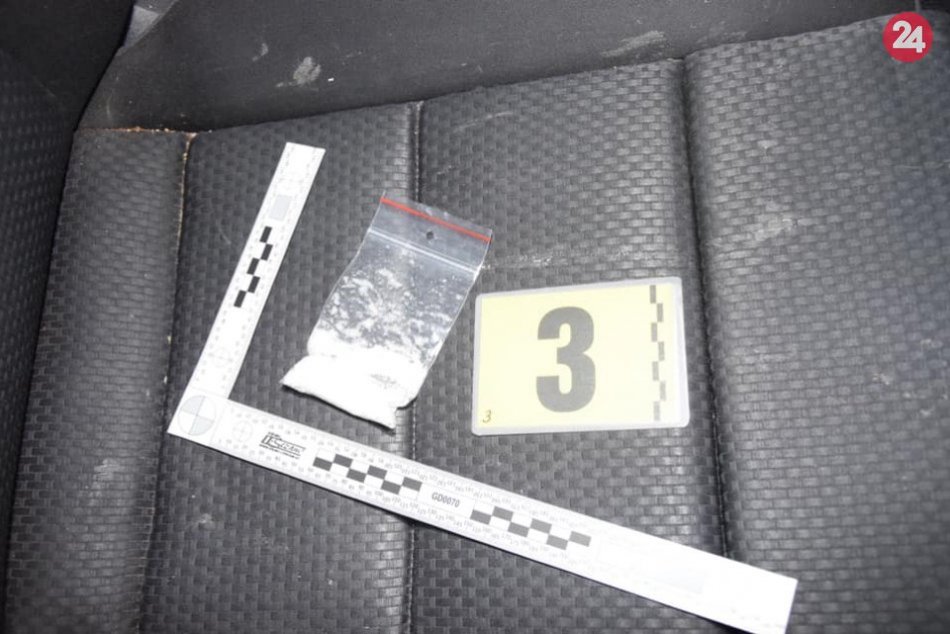 Polícia našla pri prehliadke drogy: Obvinený je Libor (32)