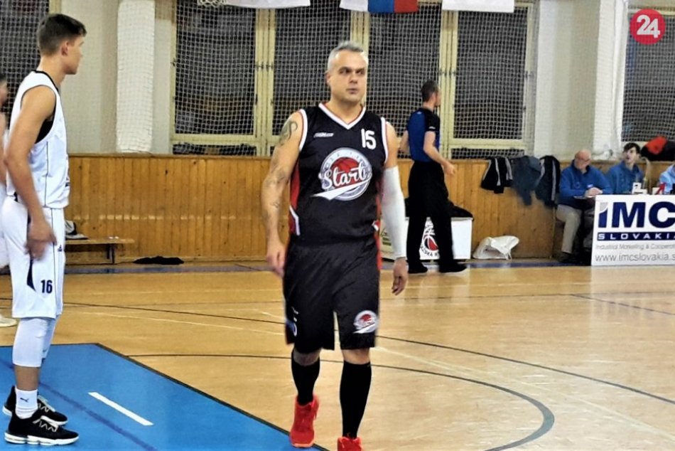 FOTO: Považskobystrickí basketbalisti vyhrali nad ŠKP, zahral si aj Jaro Slávik