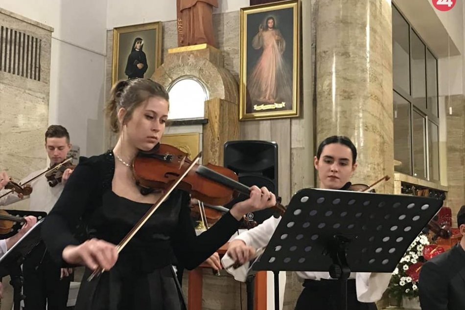 Zavŕšili sviatky v kostole: Trojkráľový koncert Základnej umeleckej školy