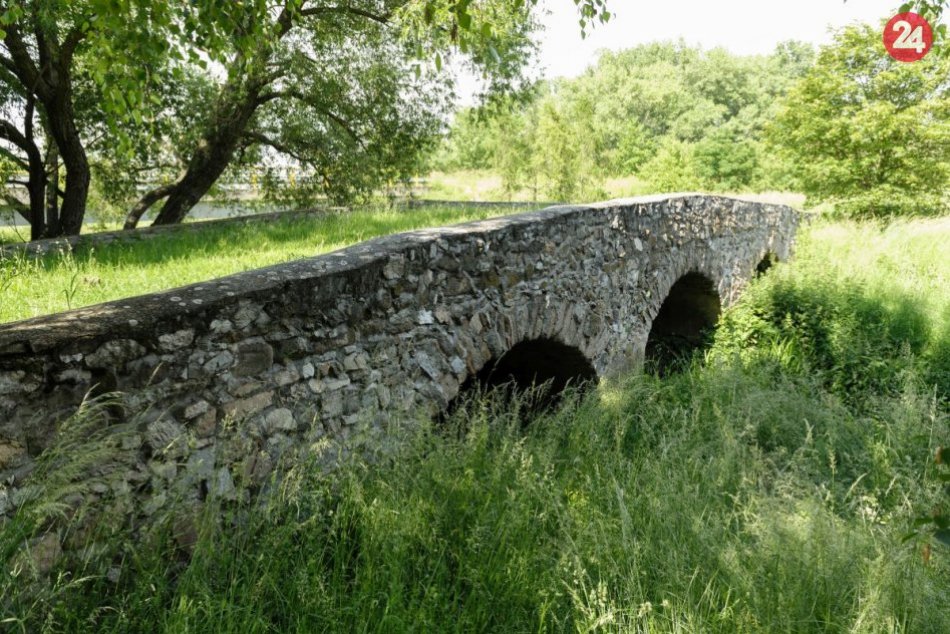 Turecký most v obci Nová Ves nad Žitavou