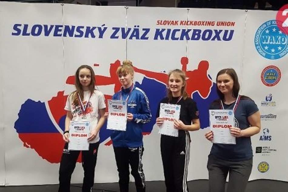 V OBRAZOCH: Revúcki kickboxeri v Poprade vybojovali 15 medailí