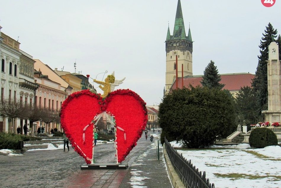 Obrazom: Valentínske srdce v centre Prešova každý rok púta pozornosť