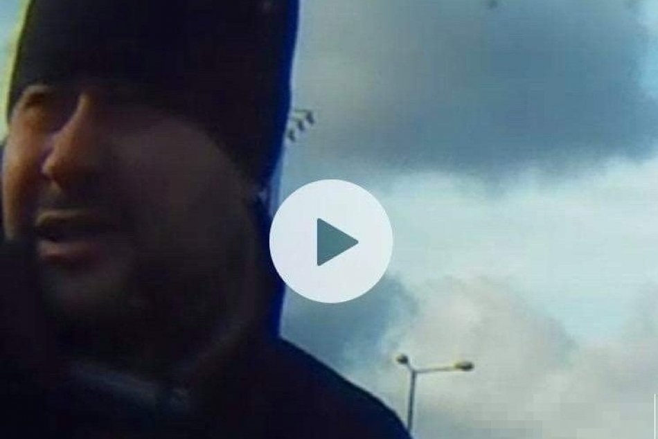 Trenčianski policajti pátrajú po neznámom páchateľovi: Poznáte muža na FOTO?