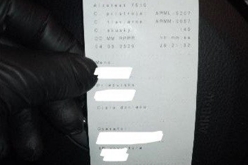 V OBRAZOCH: Mládež sa v Bystrici potužovala alkoholom