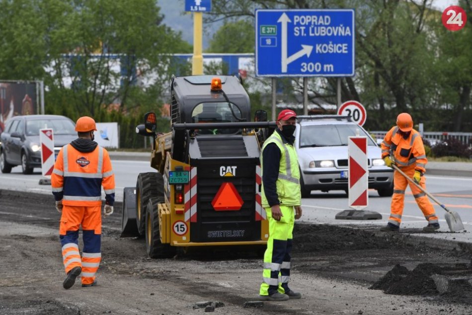 Obrazom: Dopravné obmedzenia pred Prešovom znamenajú vytváranie kolón áut
