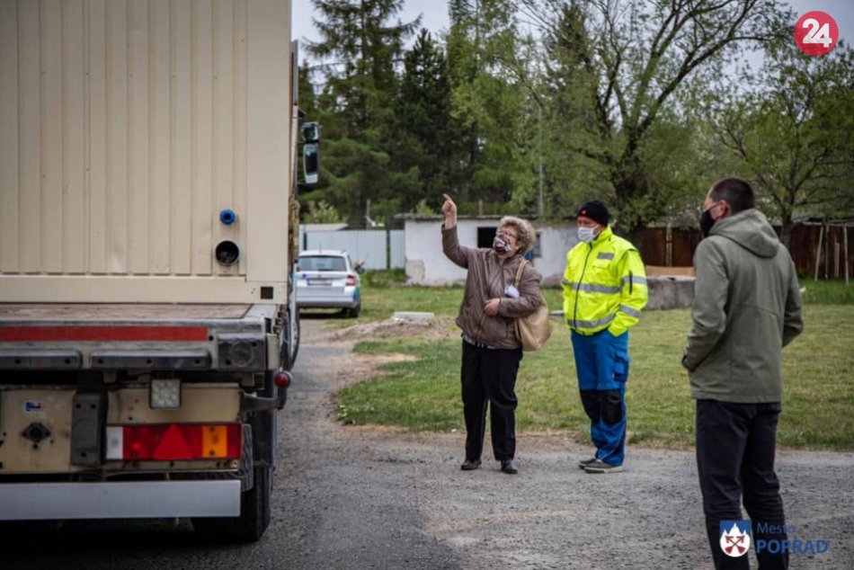 Mesto objednalo prenájom kontajnerov: Budú slúžiť na izoláciu ľudí bez domova