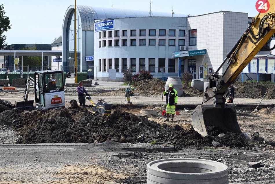 Archívne zábery: Výstavba autobusovej stanice v Michalovciach