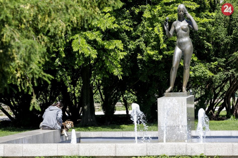 V Bratislave začali cez víkend s postupným spúšťaním mestských fontán