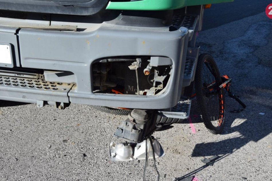 Cyklista skončil s vážnymi zraneniami