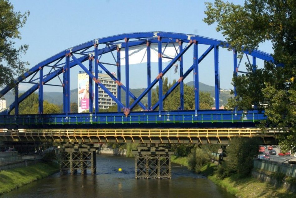 V OBRAZOCH: Unikátne zábery stavby železničného mosta cez Hron