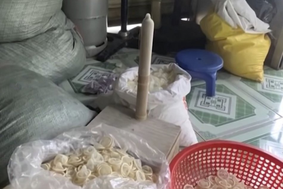 Vietnamská polícia skonfiškovala použité kondómy